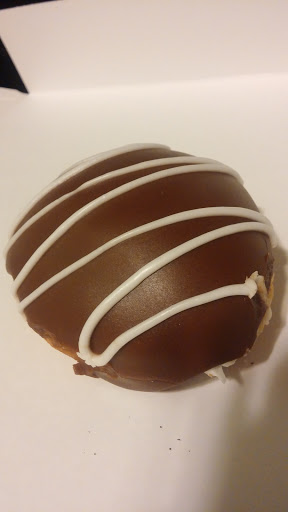 Bakery «Krispy Kreme Doughnuts», reviews and photos, 4302 Tacoma Mall Blvd, Tacoma, WA 98409, USA