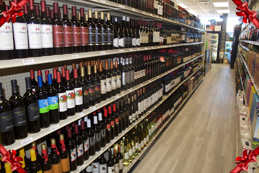 Liquor Store «Cromwell Square Wine & Liquors», reviews and photos, 51 Shunpike Rd #22, Cromwell, CT 06416, USA