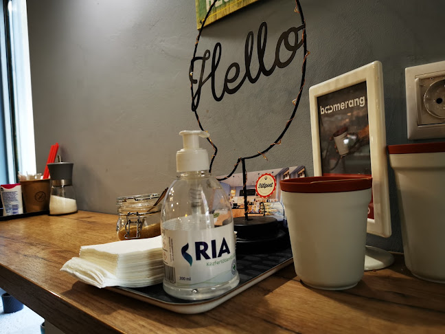 Opinii despre Sütipont în Budapest - Kávézó