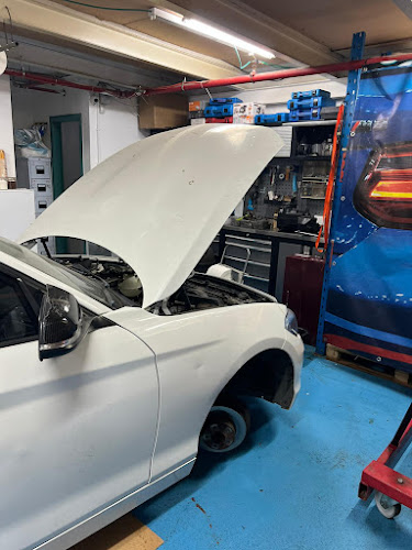 Opinii despre אן קאר סרוויס - מוסך לטיפול ברכבי BMW בחולון, תל אביב והמרכז în חולון - מוסך