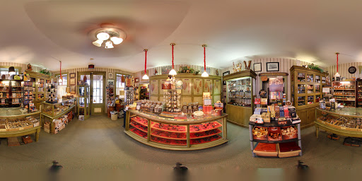 Tobacco Shop «John Dengler Tobacconist», reviews and photos, 700 S Main St, St Charles, MO 63301, USA