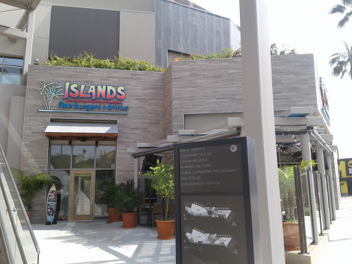 Shopping Mall «The Promenade at Howard Hughes Center», reviews and photos, 6081 Center Dr, Los Angeles, CA 90045, USA