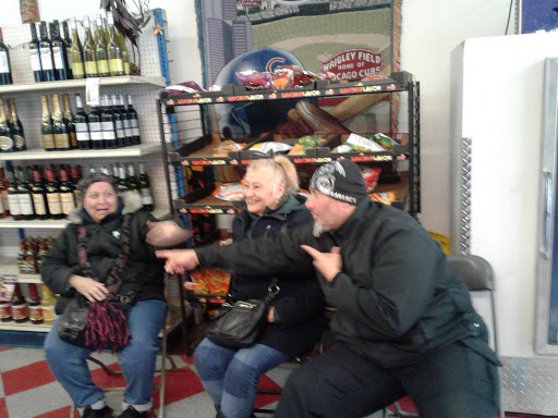 Liquor Store «Yauco Liquor Store», reviews and photos, 2744 W Division St, Chicago, IL 60622, USA