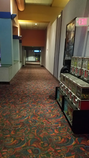 Movie Theater «Regal Cinemas Shoppingtown Mall 14», reviews and photos, 3649 Erie Blvd E, Syracuse, NY 13214, USA