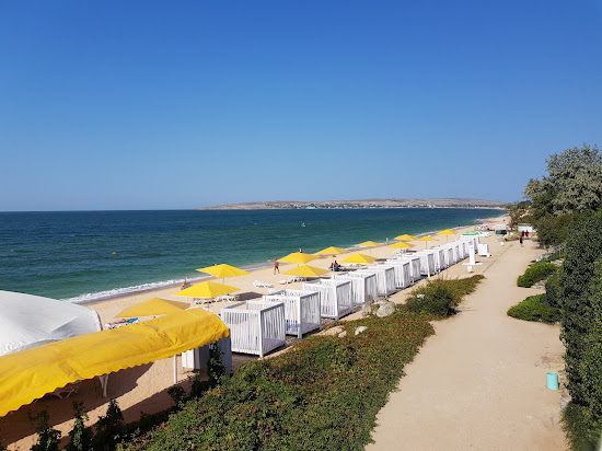 Shcholkino Beach