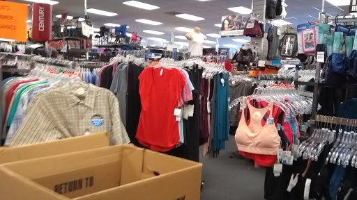 Sporting Goods Store «Big 5 Sporting Goods - Lakewood», reviews and photos, 5247 Lakewood Blvd, Lakewood, CA 90712, USA