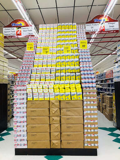 Grocery Store «Bravo Supermarkets», reviews and photos, 1291 Albany Ave, Hartford, CT 06112, USA