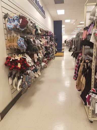 Department Store «Marshalls», reviews and photos, 6197 Livingston Rd, Oxon Hill, MD 20745, USA