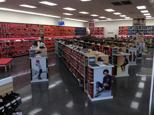 Shoe Store «Famous Footwear», reviews and photos, 2761 Paper Mill Rd, Reading, PA 19610, USA