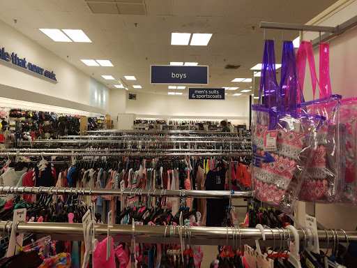 Department Store «Marshalls», reviews and photos, 275 Needham St, Newton, MA 02464, USA