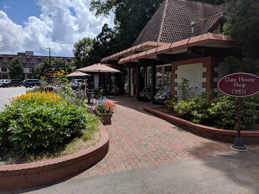 Gift Shop «Gate House Gift Shop», reviews and photos, Biltmore Estate Dr, Asheville, NC 28803, USA