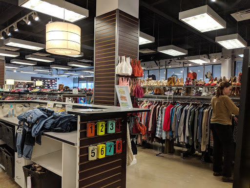 Clothing Store «Uptown Cheapskate», reviews and photos, 1038 Rockville Pike, Rockville, MD 20852, USA