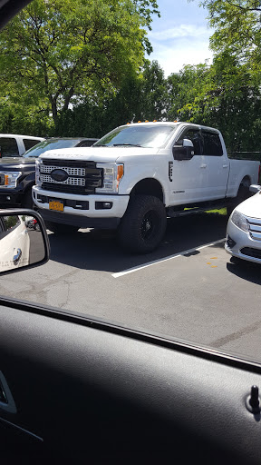 Ford Dealer «Schultz Ford Lincoln, Inc.», reviews and photos, 80 NY-304, Nanuet, NY 10954, USA