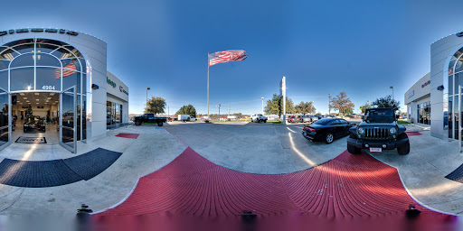 Car Dealer «Classic Chrysler Jeep Dodge RAM», reviews and photos, 4984 I-35E, Denton, TX 76210, USA