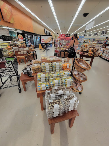 Supermarket «Giant Eagle Supermarket», reviews and photos, 420 E Waterfront Dr, Homestead, PA 15120, USA