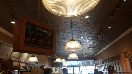 Coffee Shop «The Coffee Bean & Tea Leaf», reviews and photos, 2264 17th St, Santa Ana, CA 92705, USA