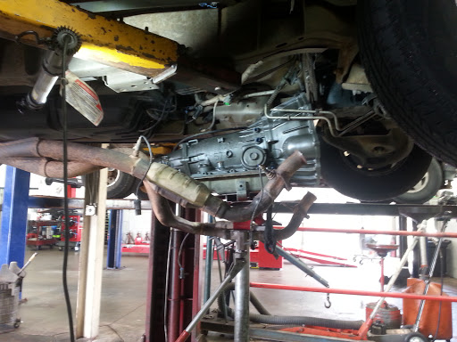 Auto Repair Shop «Higgins Transmissions And Complete Service Center», reviews and photos, 420 E Higgins Rd, Elk Grove Village, IL 60007, USA