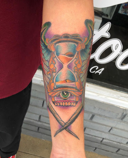 Tattoo Shop «Raygun Tattoo», reviews and photos, 34053 La Plaza, Dana Point, CA 92629, USA