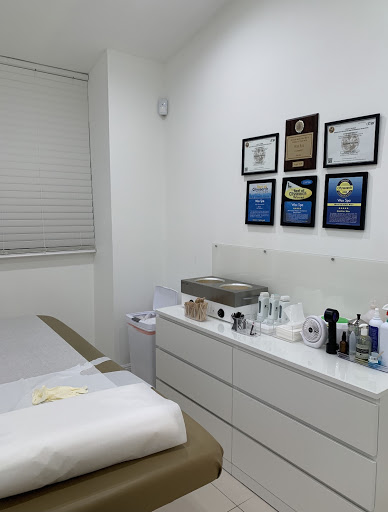 Hair Removal Service «Wax Spa», reviews and photos, 13726 Biscayne Blvd, Miami, FL 33181, USA