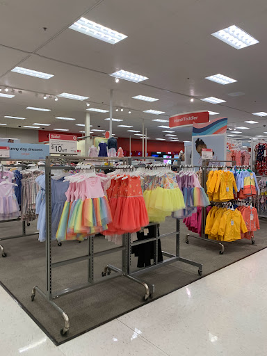 Department Store «Target», reviews and photos, 2401 Coulee Rd, Hudson, WI 54016, USA