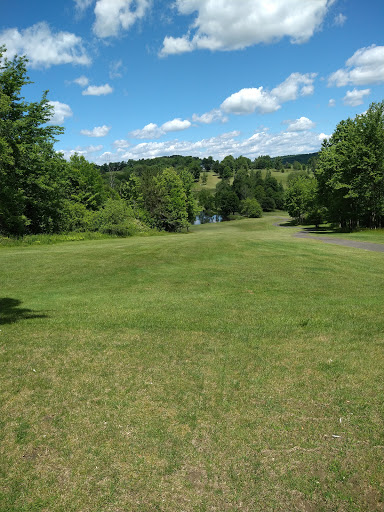 Golf Course «Grandview Farms Golf Course», reviews and photos, 400 Hartwell Rd, Berkshire, NY 13736, USA