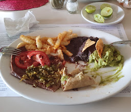 Los hijos del maiz pozolero photo