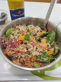 Plats et boissons du Saladerie MONGOO Washington - Bar à Salade à Paris - n°12