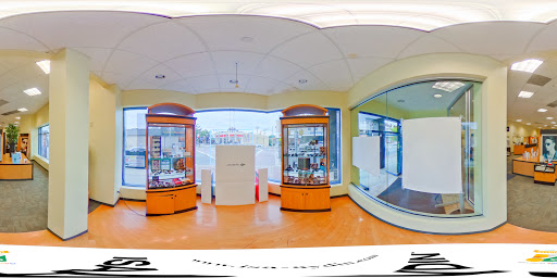 Optician «Main Eye Glass Center», reviews and photos, 1 N Washington Ave, Bergenfield, NJ 07621, USA