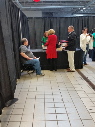 Used Car Dealer «West Herr Used Car Outlet», reviews and photos, 5535 Transit Rd, Williamsville, NY 14221, USA