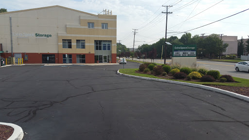 Storage Facility «Extra Space Storage», reviews and photos, 410 River Rd, Edgewater, NJ 07020, USA