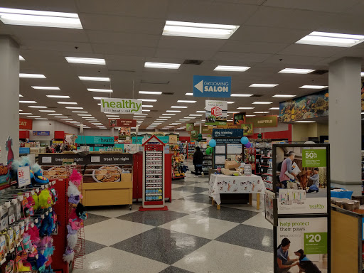 Pet Supply Store «Petco Animal Supplies», reviews and photos, 7110 Dodge St, Omaha, NE 68132, USA