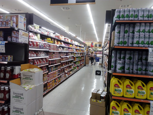 Korean Grocery Store «Lotte Plaza Market - Gaithersburg», reviews and photos, 221 Muddy Branch Rd, Gaithersburg, MD 20878, USA