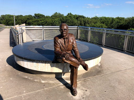 Tourist Attraction «Mississippi River Overlook», reviews and photos, 185 W Trendley Ave, East St Louis, IL 62201, USA