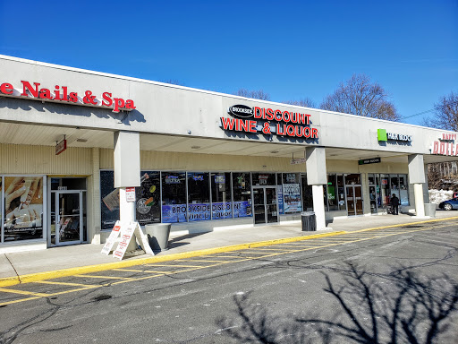 Brookside Package Store Inc, 4555 Main St, Bridgeport, CT 06606, USA, 