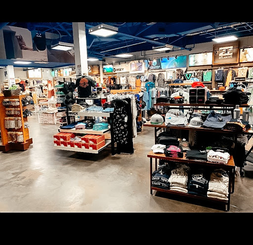 Surf Shop «Maui Nix Surf Shop», reviews and photos, 483 Mandalay Ave #101, Clearwater, FL 33767, USA