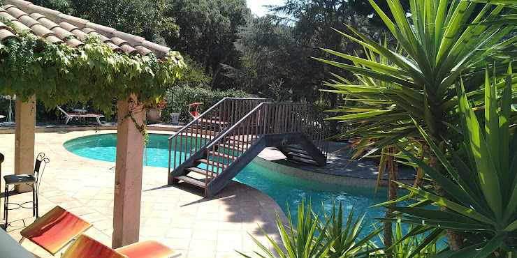 Équipements hôtels Hotel Les Palmiers 83230 Bormes-les-Mimosas