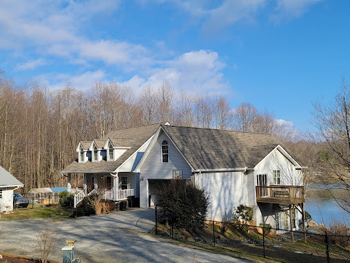 Roofing Contractor «OC Roofing Systems, LLC», reviews and photos, 73 Merchants Park Dr, Hoschton, GA 30548, USA