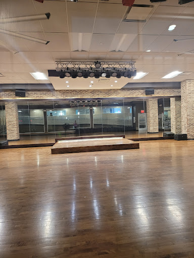 Health Club «XSport Fitness», reviews and photos, 200 Baychester Ave, Bronx, NY 10475, USA