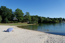 Plage d'Espinet'in fotoğrafı düz bir kıyı şeridi ile birlikte