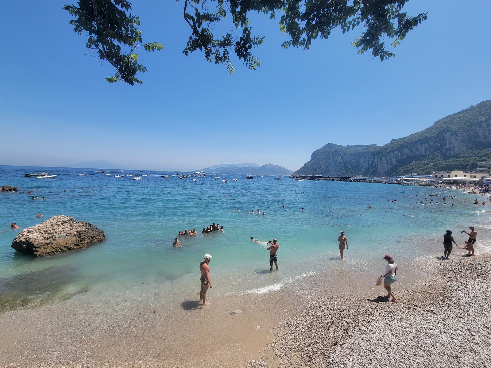 Photo de Marina Grande Beach et ses beaux paysages