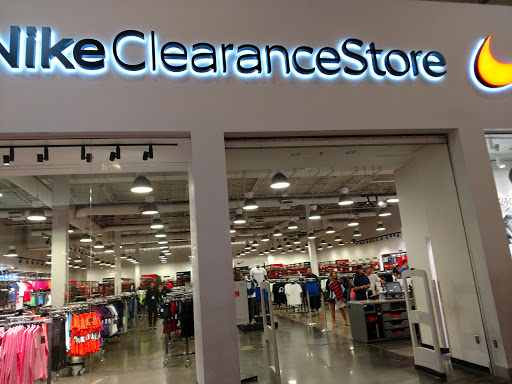Sporting Goods Store «Nike Clearance Store», reviews and photos, 5000 S Arizona Mills Cir #240, Tempe, AZ 85282, USA