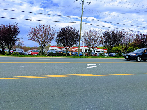 Kia Dealer «Price Kia», reviews and photos, 1390 Richmond Rd, Charlottesville, VA 22911, USA