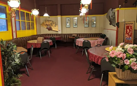 Kim Bowl Restaurant & Lounge image