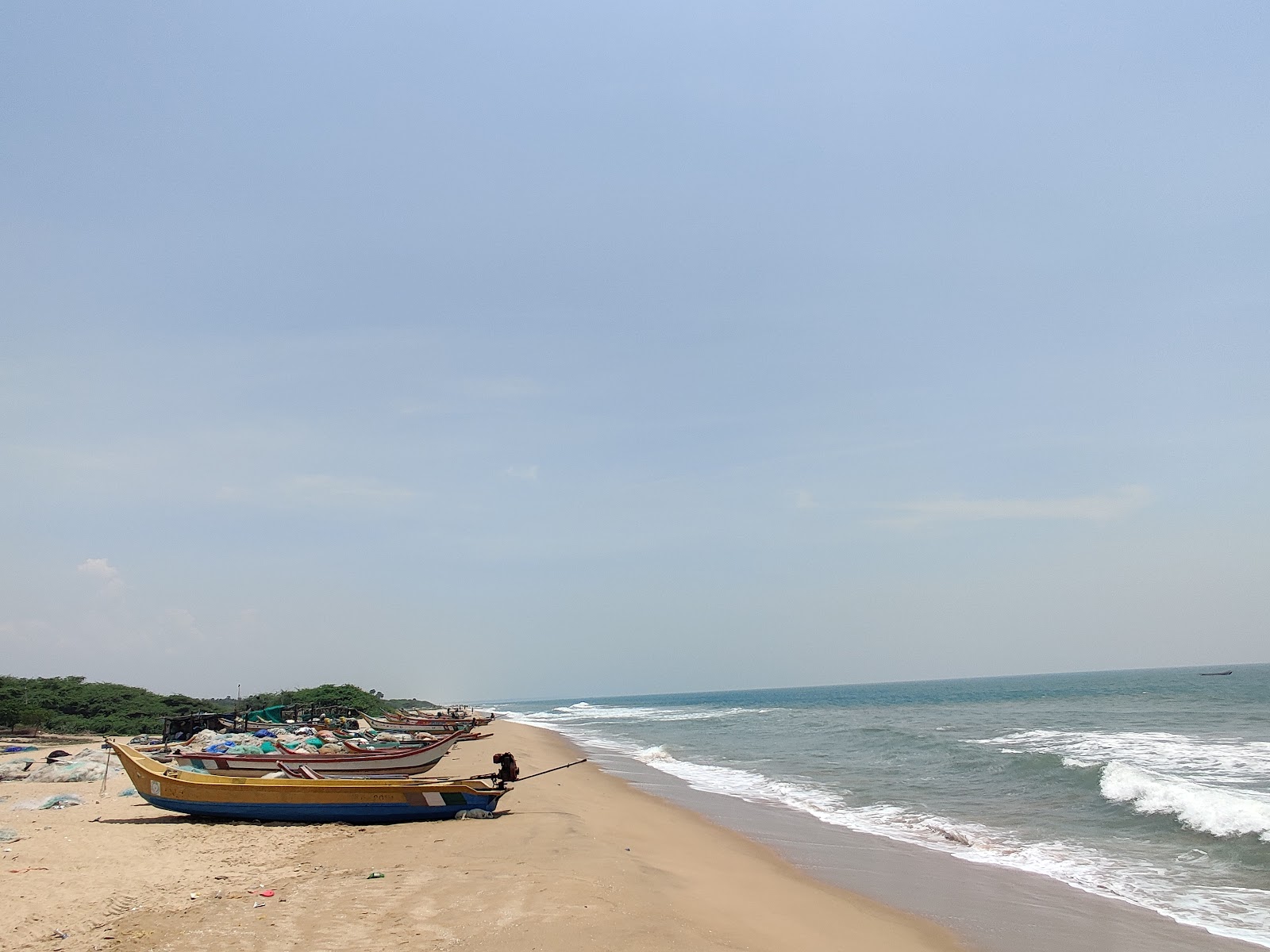Foto van Ramayapattanam public Beach met gemiddeld niveau van netheid