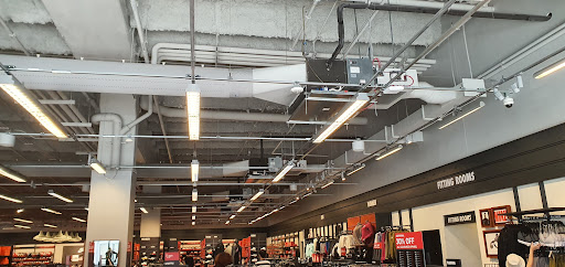 Sportswear Store «Nike Factory Store», reviews and photos, 300 Artisan Way, Somerville, MA 02145, USA