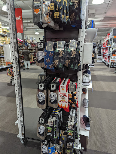 Shoe Store «DSW Designer Shoe Warehouse», reviews and photos, 2500 Central Park Ave, Yonkers, NY 10710, USA