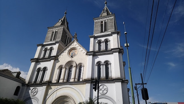 Comentarios y opiniones de Iglesia Católica San Alfonso | Riobamba