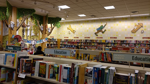 Book Store «Barnes & Noble», reviews and photos, 3120 Fairlane Dr, Allen Park, MI 48101, USA