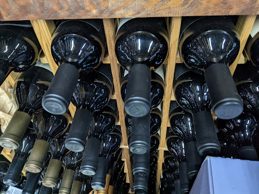 Liquor Store «Main Street Party Store», reviews and photos, 201 N Main St, Ann Arbor, MI 48104, USA