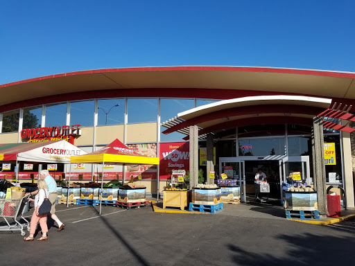 Grocery Outlet Bargain Market, 1116 4th St, Santa Rosa, CA 95404, USA, 
